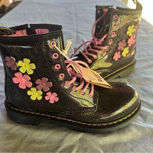 Dr. Martens Daisy Glitter‎ Boots Size 5
